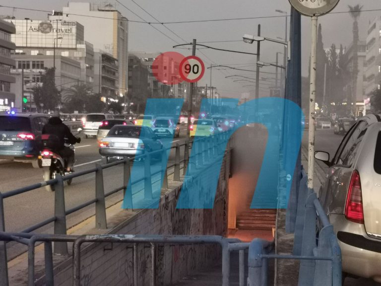 Συγγρού: Μεγάλη φωτιά σε υπόγεια διάβαση – Δείτε αποκλειστικά βίντεο και εικόνες