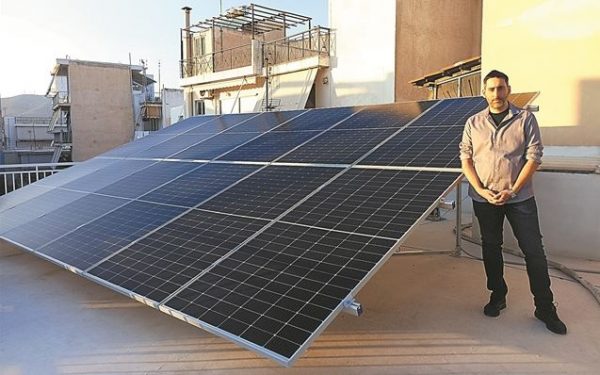 Φωτοβολταϊκά στη στέγη: «Η αυτοπαραγωγή ήταν λύση επιβίωσης»
