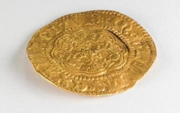 Ερασιτέχνης ιστορικός ανακαλύπτει αγγλικό νόμισμα 600 ετών στη Νέα Γη και αλλάζει τα δεδομένα