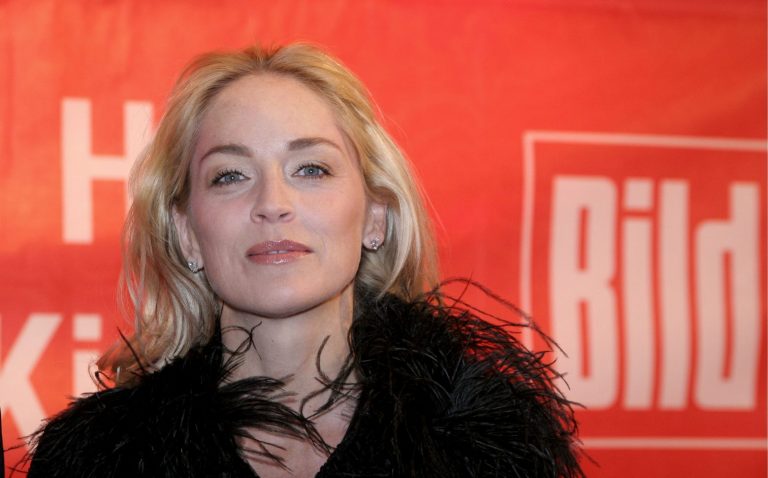 Σάρον Στόουν: Διαγνώστηκε με όγκο – Τι συμβούλεψε τις γυναίκες