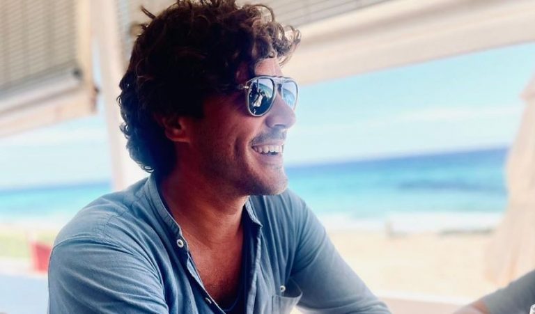 O Jack Savoretti μιλά για την Ελλάδα πριν από τις δύο μοναδικές συναυλίες του σε Αθήνα και Θεσσαλονίκη