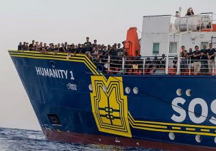 Ιταλία: 144 πρόσφυγες και μετανάστες αποβιβάστηκαν στην Κατάνη – Σε 35 απαγορεύθηκε να κατέβουν