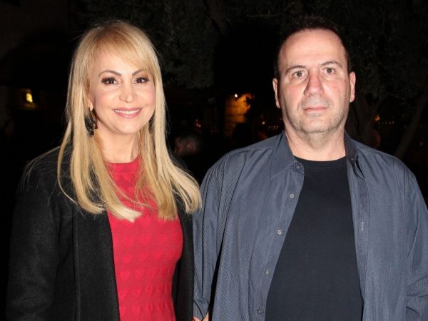 Τέτα Καμπουρέλη: Έτσι αντέδρασε όταν ρωτήθηκε για τη νέα σχέση του πρώην συζύγου της!