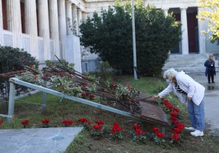 Επέτειος Πολυτεχνείου: Άνοιξαν οι πύλες για τον εορτασμό της 49ης επετείου της εξέγερσης