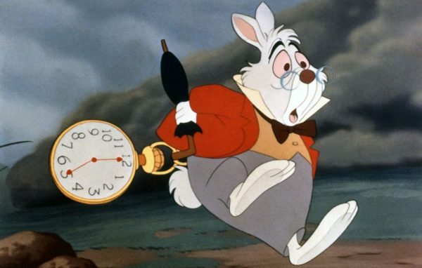 Η ψυχολογία πίσω από το γιατί κάποιοι άνθρωποι αργούν πάντα