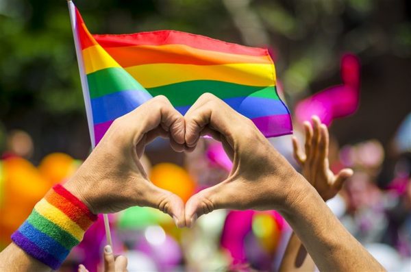 Ρωσία: Το πρώτο ΛΟΑΤΚΙ+ μουσείο άνοιξε στην Αγία Πετρούπολη