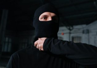 Θεσσαλονίκη: Διαρρήκτες «ρημάζουν» σπίτια – Αδειάζουν ακόμη και το ψυγείο