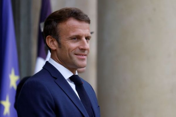 Γαλλία: Ο πρόεδρος Εμανουέλ Μακρόν αντικατέστησε την υφυπουργό Κάρολιν Καγιέ