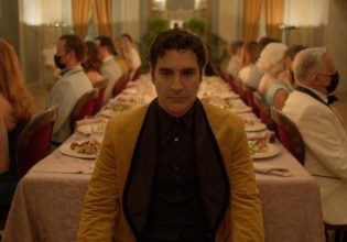 Maestro: Πέντε σκηνές που καθήλωσαν και έκαναν το κοινό να υποκλιθεί στον Χριστόφορο Παπακαλιάτη