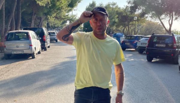 Ο Γιώργος Μαζωνάκης μπήκε στο Μετρό και… δεν φαντάζεστε τι έγινε