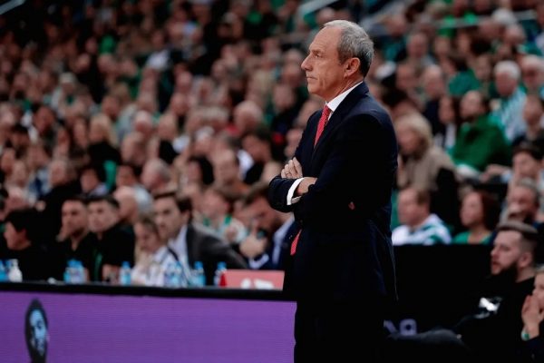 Άγριο «κράξιμο» του Μεσίνα σε Ντέιβις και Πάνγκος