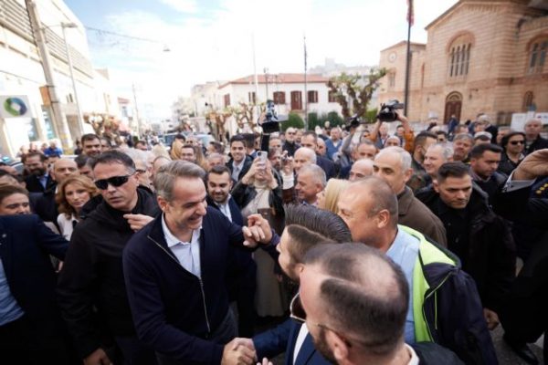 Μητσοτάκης από Αίγιο: Το δίλημμα είναι αν θα συνεχίσουμε να πηγαίνουμε μπροστά ή θα γυρίσουμε πίσω