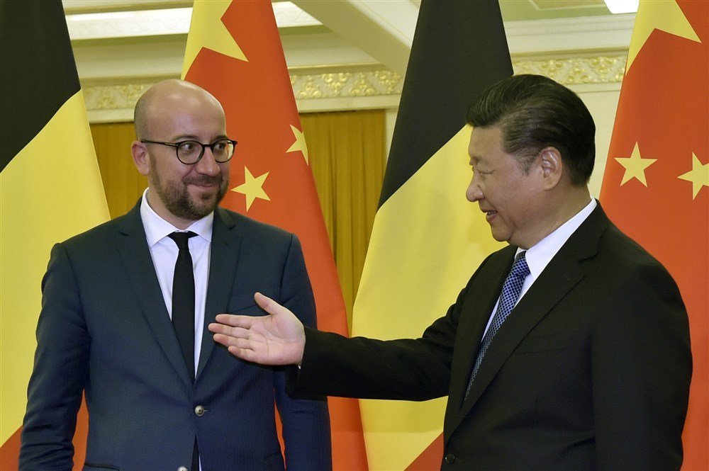 ΕΕ: Ο Σαρλ Μισέλ επισκέπτεται το Πεκίνο – «Οταν σε προσκαλεί ο κινέζος πρόεδρος, λες όχι;»