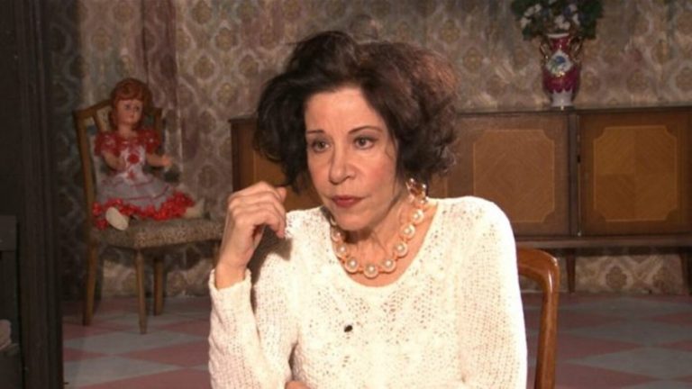 Μίνα Αδαμάκη: Από το Θέατρο Τέχνης, στο Λονδίνο και τις Τρεις Χάριτες – Μια ζωή γεμάτη επιτυχίες