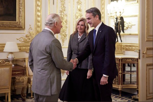 Μητσοτάκης: Συζήτησε με τον Βασιλιά Κάρολο για το Τατόι