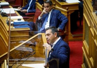 Τσίπρας: «Θα βρείτε επιτέλους το θάρρος;» – 5η επίκαιρη ερώτηση προς τον Μητσοτάκη για τις υποκλοπές