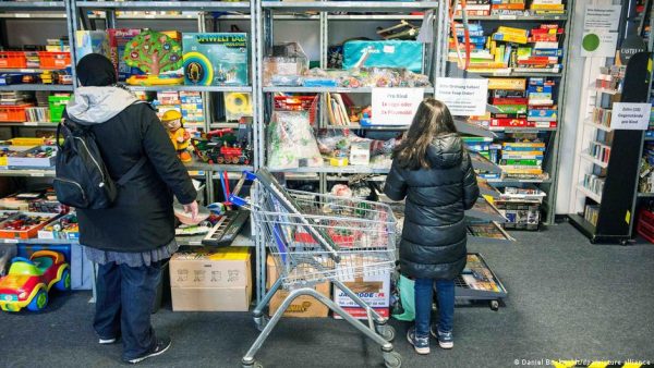 Δωρίστε εμπειρίες: Οι κίνδυνοι από τα καινούργια και τα μεταχειρισμένα παιχνίδια