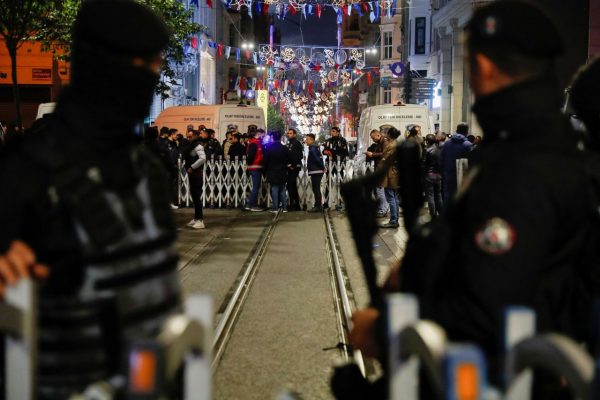 Κωνσταντινούπολη: Το σημείο της έκρηξης – Πόσο απέχει το ελληνικό προξενείο