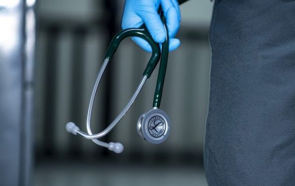 Εθελοντές γιατρούς ζητάει ο Δήμος Γαλατσίου