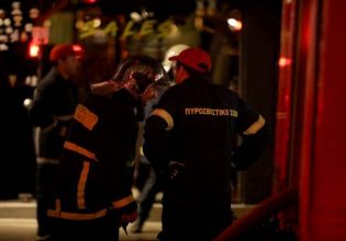 Φωτιά στον Κολωνό: Συνελήφθη ο πατέρας – Οδηγείται στον Εισαγγελέα