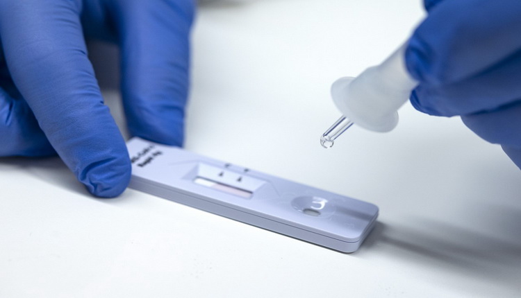 Αντιδράσεις για την αναστολή λειτουργίας του Ιατρείου Αναφοράς Covid στο Κέντρο Υγείας Καλλιθέας