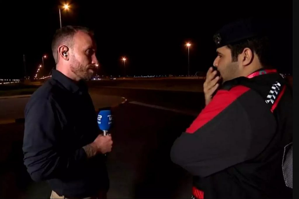 Μουντιάλ 2022: Αστυνομικός απαγόρεψε σε ρεπόρτερ να φορά το περιβραχιόνιο One love