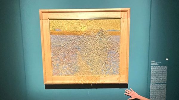 Ένας ακόμα βανδαλισμός έργου τέχνης – Έριξαν σούπα σε πίνακα του Βαν Γκογκ