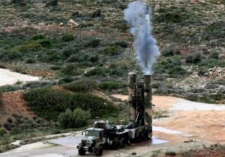 Ρωσικό δημοσίευμα: Ανυπεράσπιστοι οι Ελληνες απέναντι στην Τουρκία για χάρη της Ουκρανίας