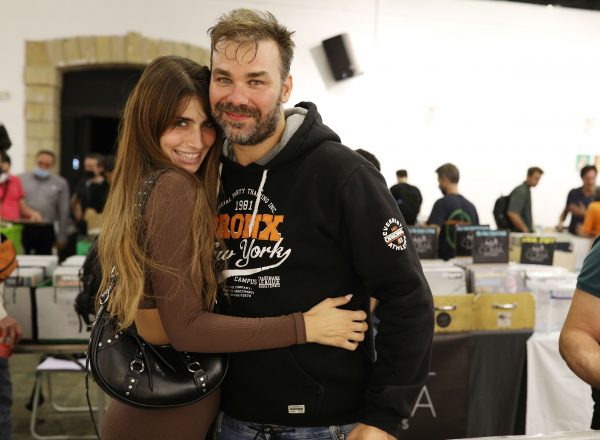 Γιώργος Σαμπάνης: Απαντά αν η σύντροφός του είναι έγκυος