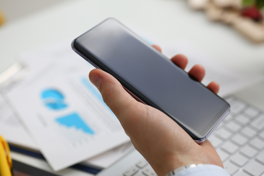 Xiaomi Redmi Note 12 Pro ή Samsung Galaxy S22 ultra: Ποιο κινητό να διαλέξετε;