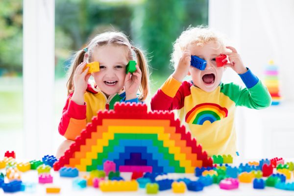 Lego vs Playmobil: Ποιος νικάει την μάχη – Τι αρέσει στα παιδιά