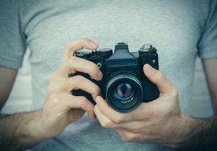 Οι 3 φωτογραφικές μηχανές που θα… σας κάνουν κλικ