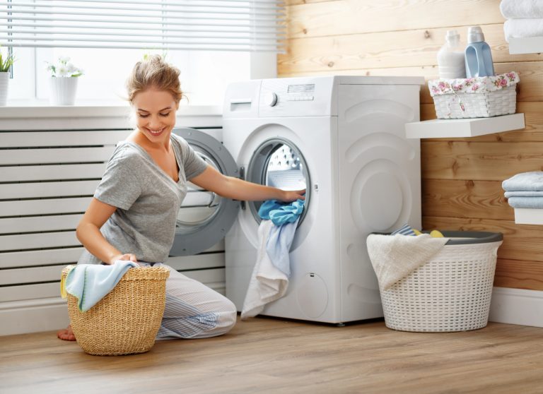 Πώς επιλέγω πλυντήριο ρούχων: Τα δύο χαρακτηριστικά που πρέπει να προσέξεις