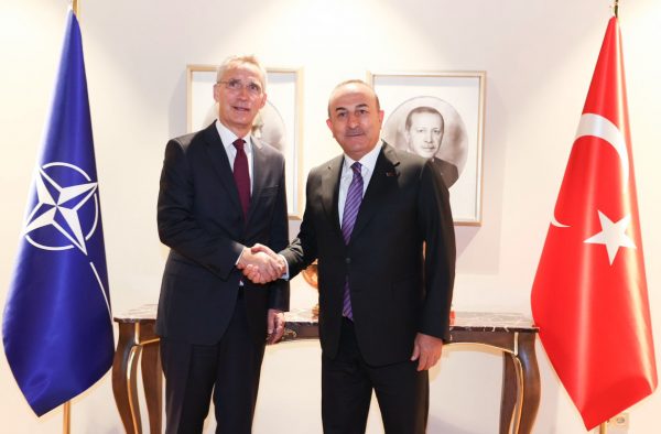 Στόλτενμπεργκ από Τουρκία: Τώρα είναι η στιγμή να οριστικοποιηθεί η ένταξη Σουηδίας – Φινλανδίας στο ΝΑΤΟ