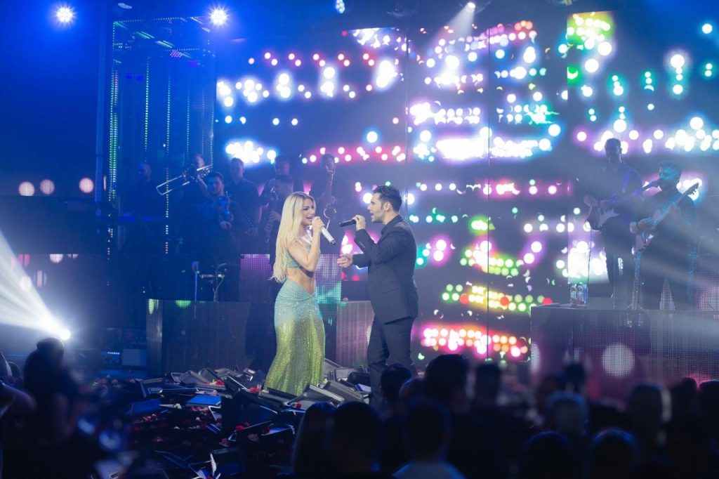 Εκρηκτική πρεμιέρα του Πέτρου Ιακωβίδη και της Josephine στη Θεσσαλονίκη