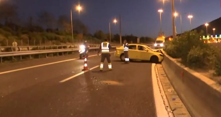 Μετωπική ΙΧ με ταξί στην περιφερειακή Υμηττού – Μία νεκρή, δύο τραυματίες
