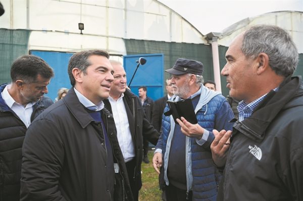 ΣΥΡΙΖΑ: Αυξάνει την πίεση σε δρόμο και Βουλή