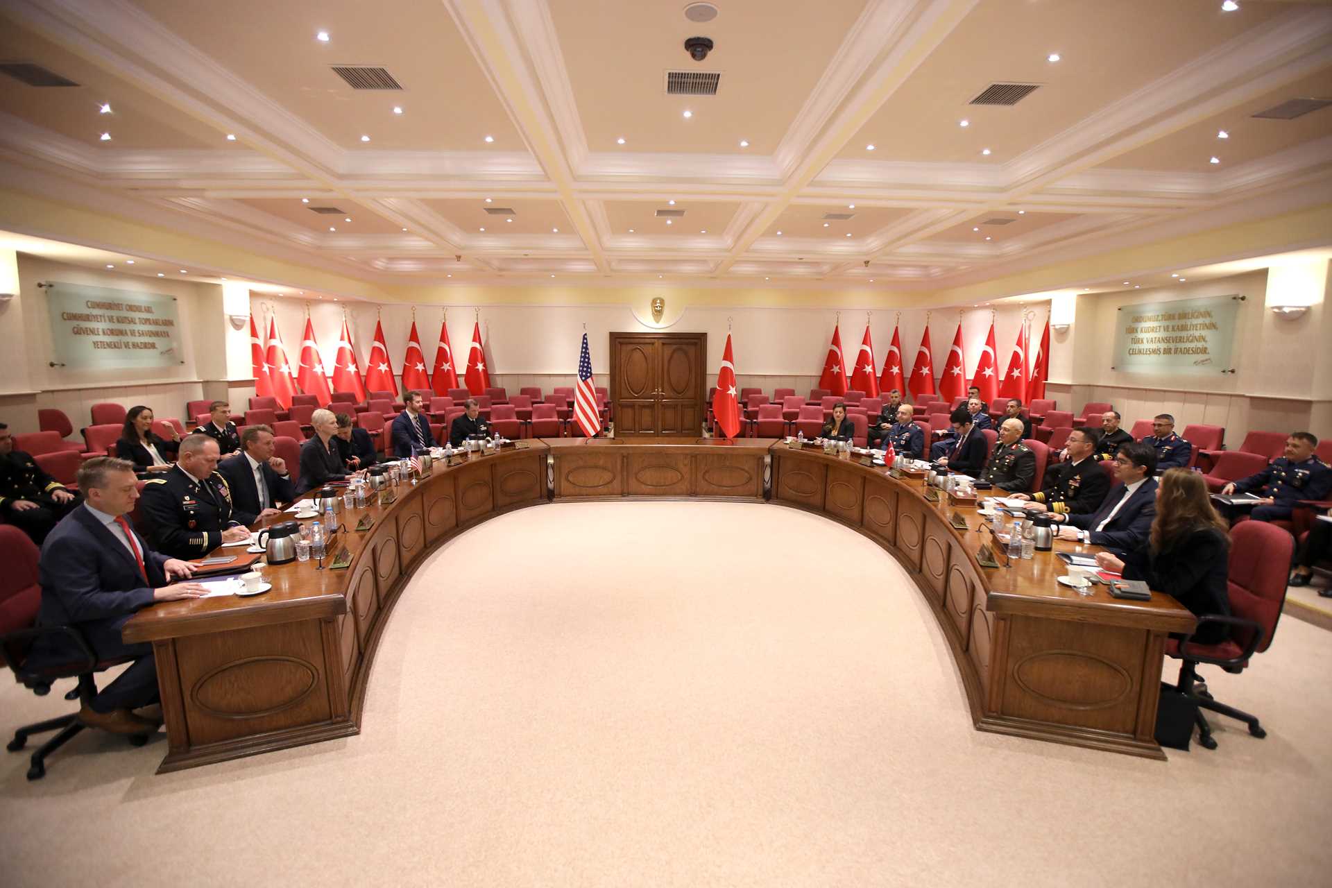 Τουρκία: Ολοκληρώθηκε η συνάντηση της Ομάδας Aμυνας Υψηλού Επιπέδου με τις ΗΠΑ
