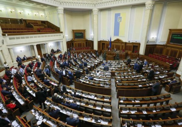 Ουκρανία: Το κοινοβούλιο ενέκρινε τον «προϋπολογισμό νίκης» που προβλέπει έλλειμμα ρεκόρ ύψους 38 δισεκ. δολαρίων