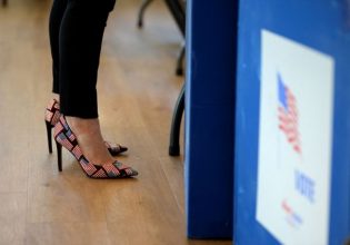 ΗΠΑ: Δείτε τις πρώτες στατιστικές προβολές για τα αποτελέσματα στη Γερουσία