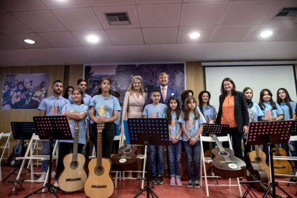 Επισκέψεις του βασιλικού ζεύγους της Ολλανδίας σε σχολεία και δομές ασυνόδευτων παιδιών