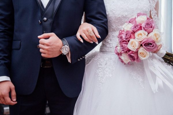 Καναδάς: Έβαλε γυναίκα να υποδυθεί τη σύζυγό του για να ακυρώσει τον γάμο του – Τι έκανε ο δικαστής