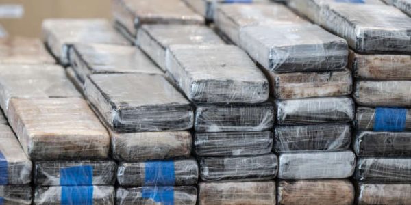 Ντουμπάι: Eξαρθρώθηκε «σούπερ καρτέλ» – Χειροπέδες σε έξι «βαρώνους», κατασχέθηκαν 30 τόνοι κοκαΐνης