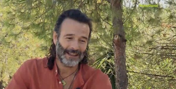 Θανάσης Ευθυμιάδης: «Όταν απέκτησα τις κόρες μου σταμάτησα τα μαχητικά σπορ και έκανα γιόγκα»