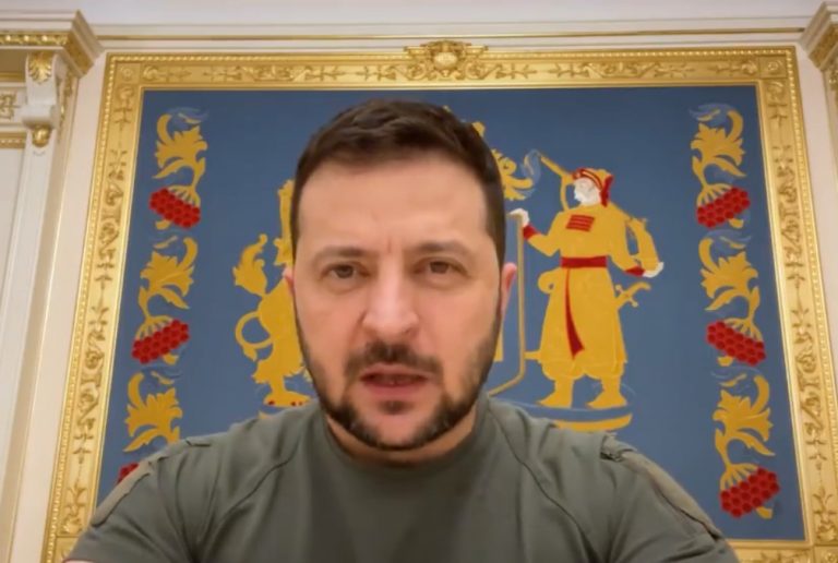 Ζελένσκι: Χαιρετίζει τη συμφωνία για τα σιτηρά – Καταγγέλλει τη Ρωσία για πολεμική χρήση του διαδρόμου