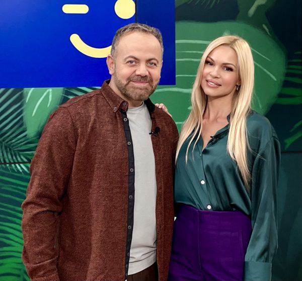 «Ολα για τη ζωή μας» με καλεσμένες την Κατερίνα Παπαδάκη και τη Βίκυ Κάβουρα