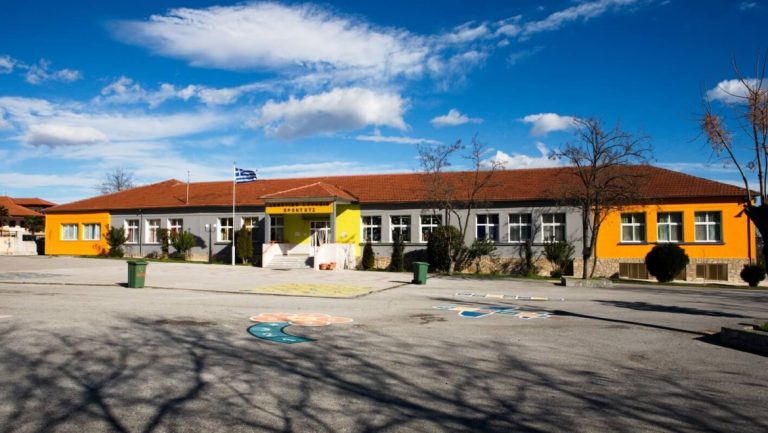 Μαθητές αναλαμβάνουν την διαχείριση του κυλικείου του σχολείου τους