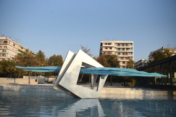 Το γλυπτό «Θαλασσινός Ορίζοντας» στη Θεσσαλονίκη