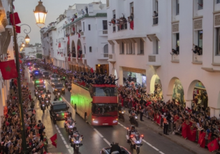 Φανταστική υποδοχή των Μαροκινών στην Εθνική ομάδα της χώρας