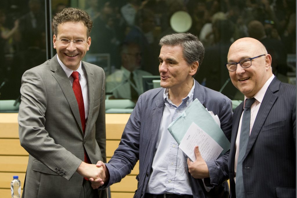 Σκληρή διαπραγμάτευση ή συνθηκολόγηση; Για το βιβλίο του Τσακαλώτου και των συνεργατών του